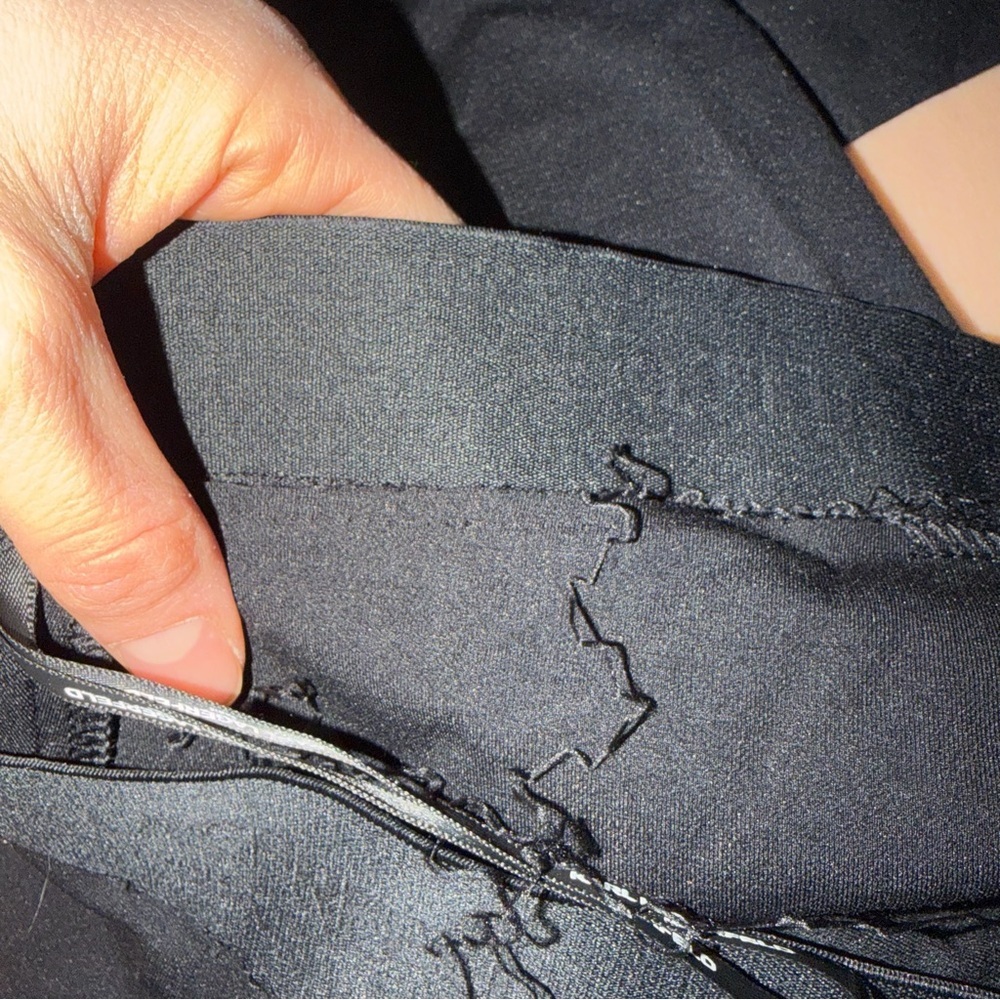 Karl lagerfeld STRAIGHT LEG COMPRESSION PANT - Picture 6 of 6